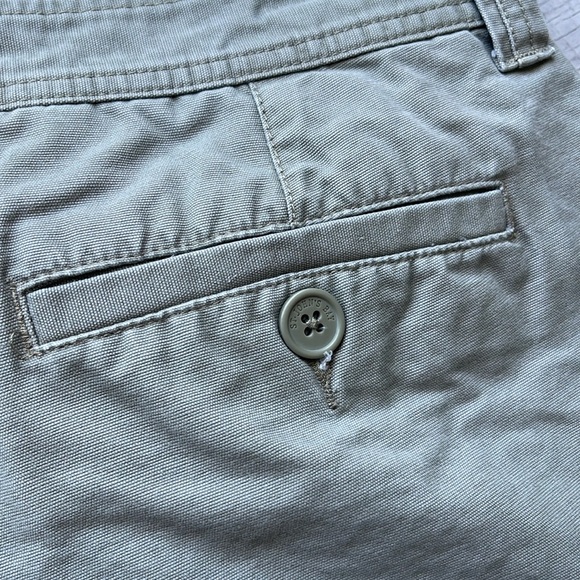 St. John's Bay Green Cargo Shorts Relaxed Fit - Picture 13 of 13